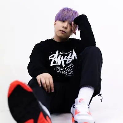 Eric Young Han (에릭/한범수)