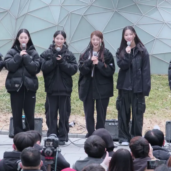 Yoon Seoyeon (윤서연 / ユン・ソヨン / 尹舒姸)