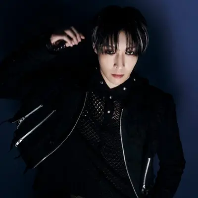 Zhang Jiashuai, his legalized name is Zhang Yixing (张艺兴)